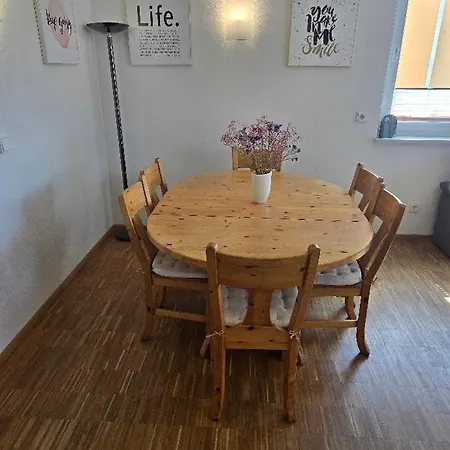 Camelia Apartment